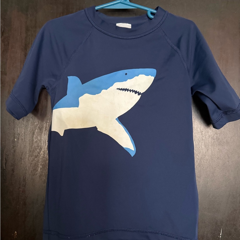 Hanna Andersson 5T Kids Blue Shark Rash Guard jaws navy blue short sleeve swim
